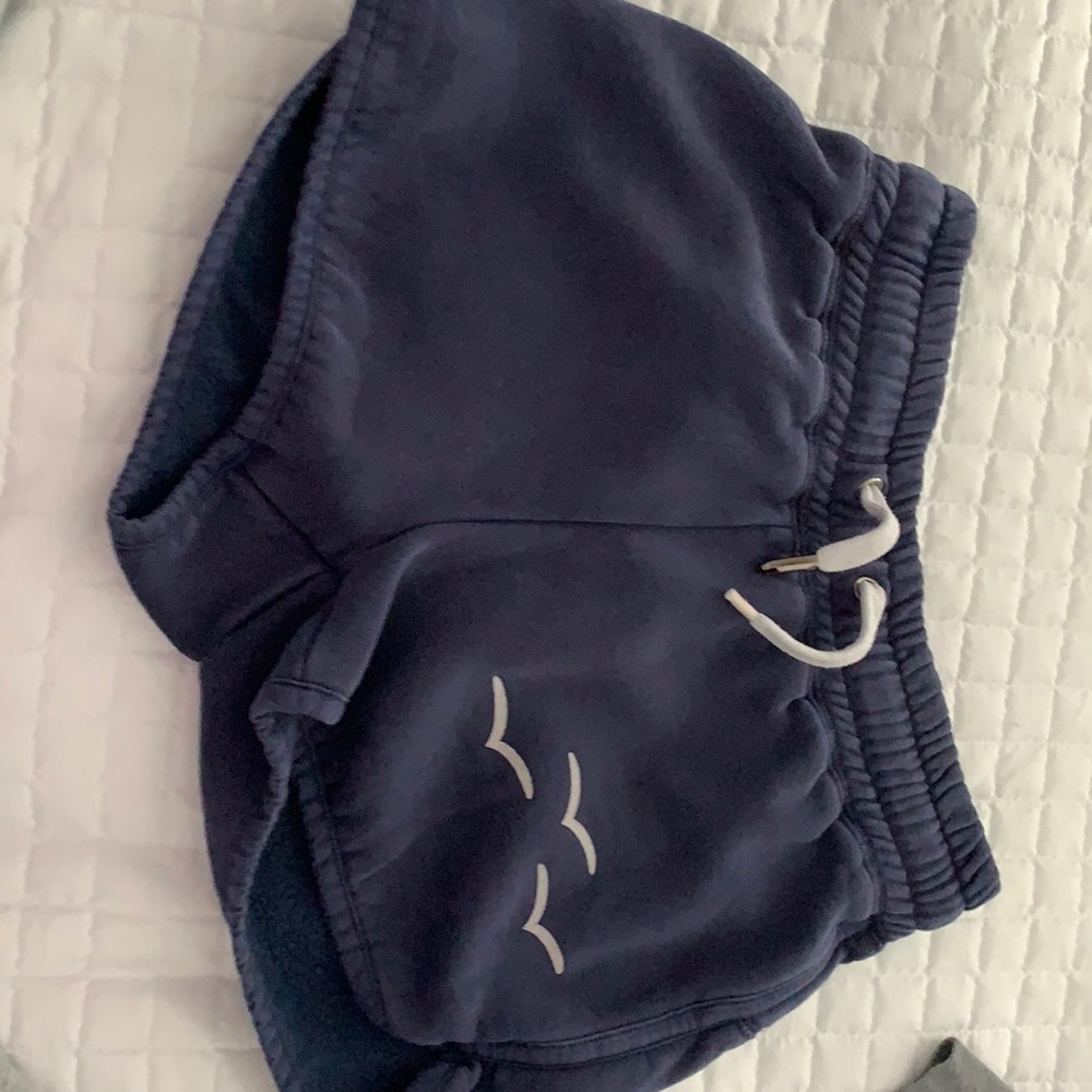 Pyjama shorts. Navy blue.
